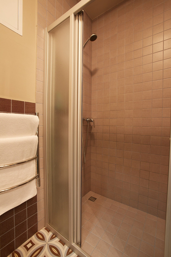 Bathroom 3, Mogol Apartments, Sankt-Peterburg gorsovet