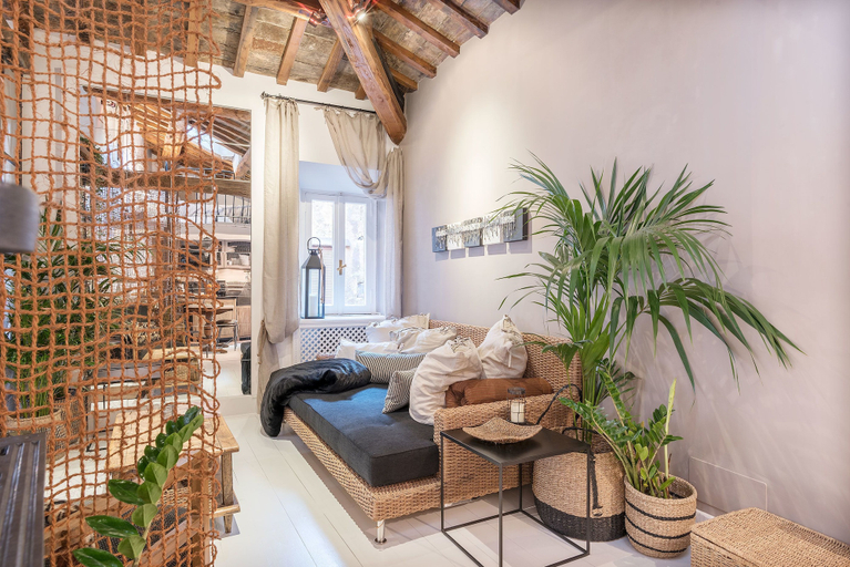 Living area 2, Navona Luxury & Charming Apartment, Roma