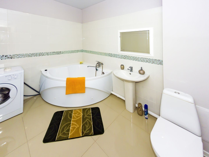 Bathroom, Apartment on Prospect Lenina 140, Tula