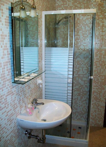 Bathroom, Affittacamere Vittoria, Milano