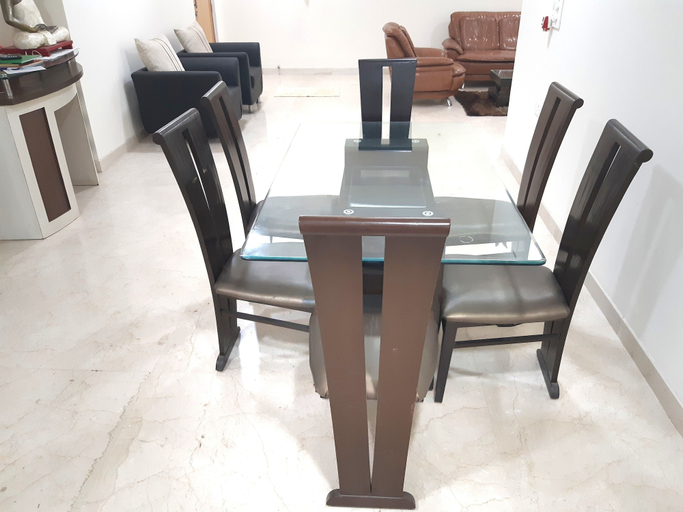 Others 5, Arista Service Apartments Kalanagar, Mumbai Suburban