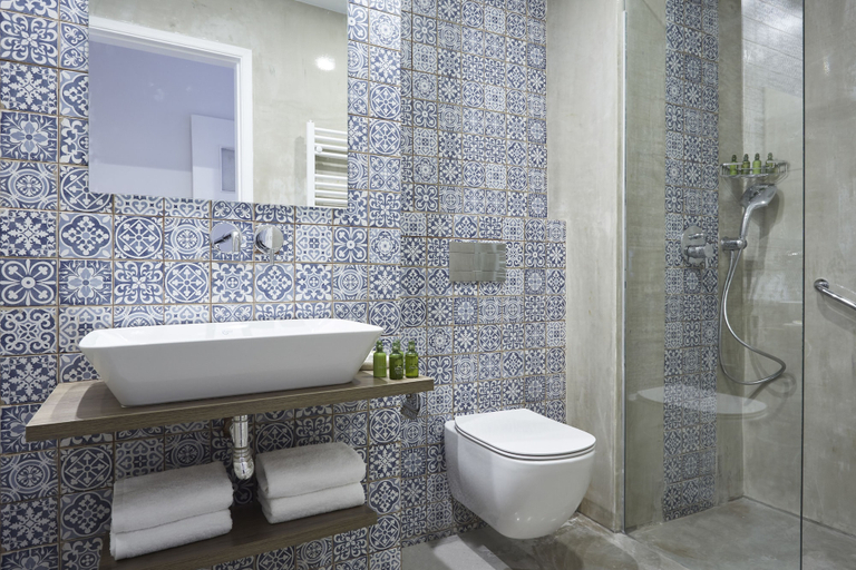 Bathroom 3, Luxury n Chic Athens Museum Apt, Attica