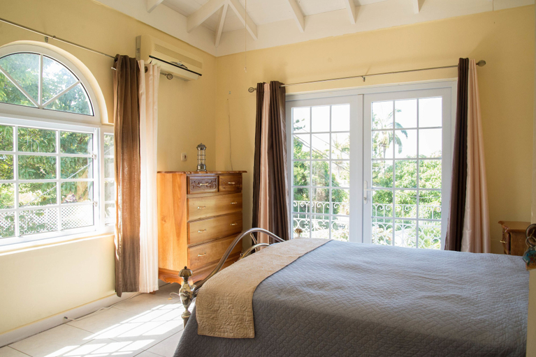Bedroom 3, Hatfield South Villa