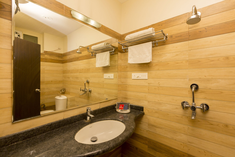Bathroom 4, Hotel Sunday Inn, Jaipur