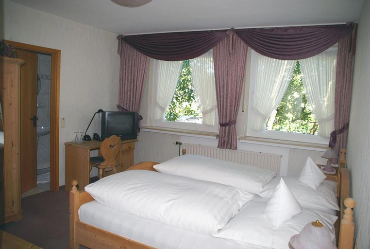 Bedroom 2, Hotel Restaurant Bieberstuben, Märkischer Kreis
