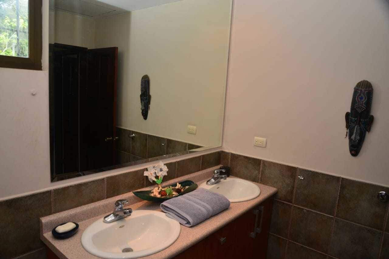 Bathroom, Villas Tranquilas, Aguirre