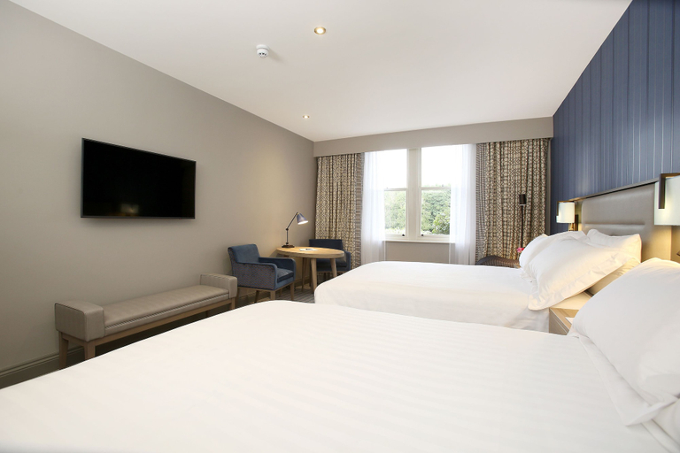 Bedroom 4, Pendley Manor, Hertfordshire