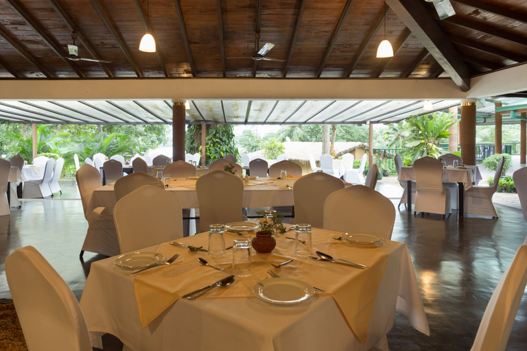 Food & Drinks 5, Oruthota Chalets, Medadumbara