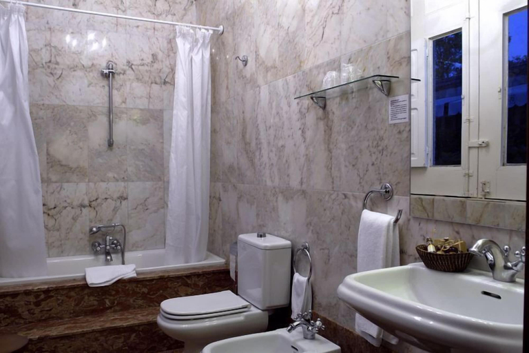 Bathroom 3, Pazo Almuzara, Ourense