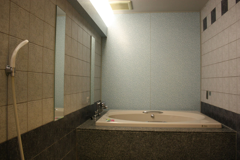 Bathroom 3, Hotel KYOTO WAKURA - Adults only, Kyoto