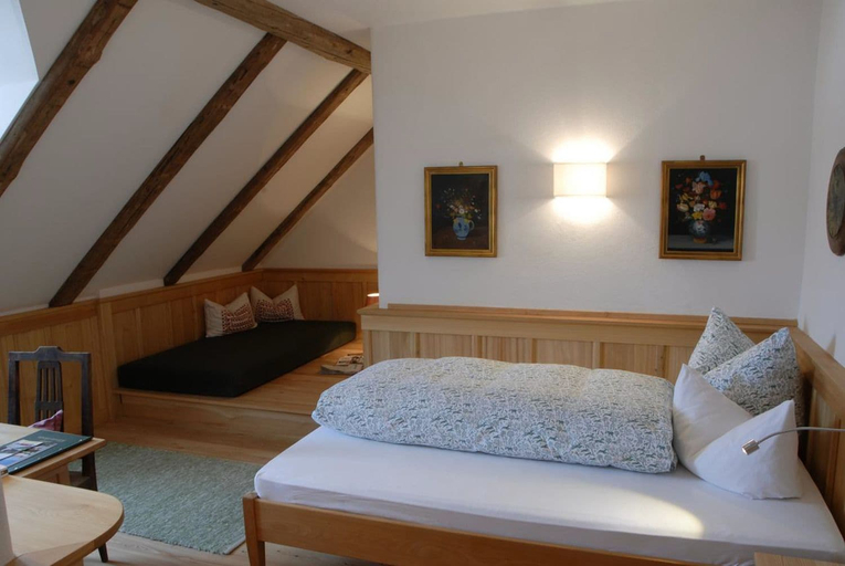 Bedroom 3, Romantik Hotel Zum Klosterbräu, Neuburg-Schrobenhausen