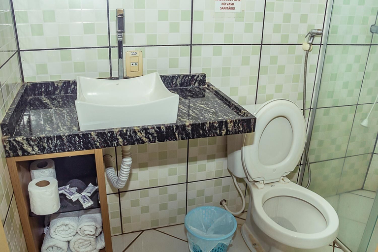 Bathroom 5, Pousada do Mingote, Santarém