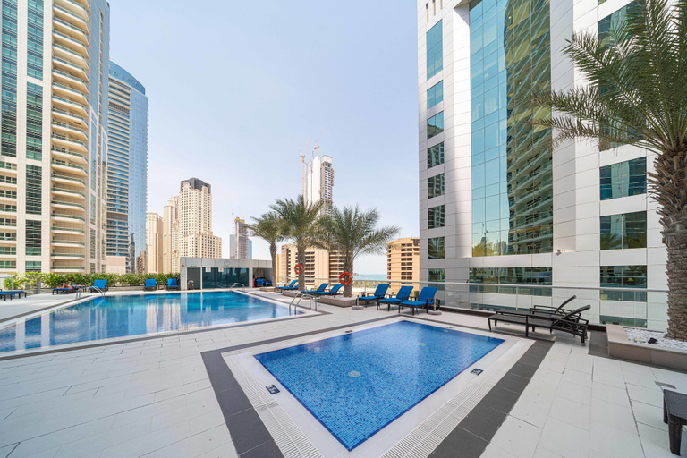 Sport & Beauty, FantaStay Botanica Towers, Dubai