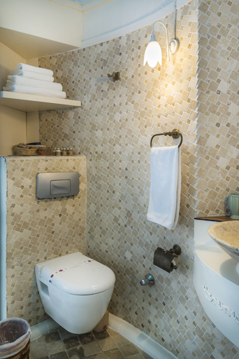 Bathroom 5, Alacati Degirmen Otel, Çeşme