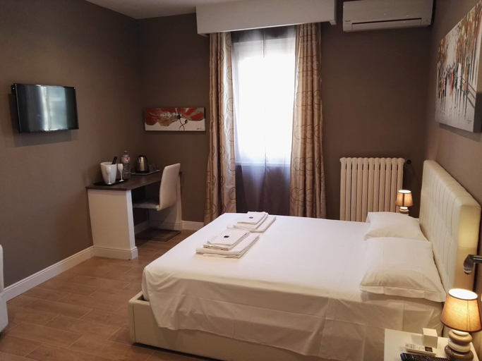 Bedroom 3, Tolli Rooms, Rome