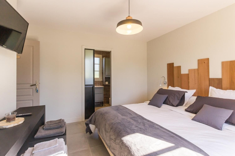 Bedroom 3, Chambres Le Tirel, Calvados