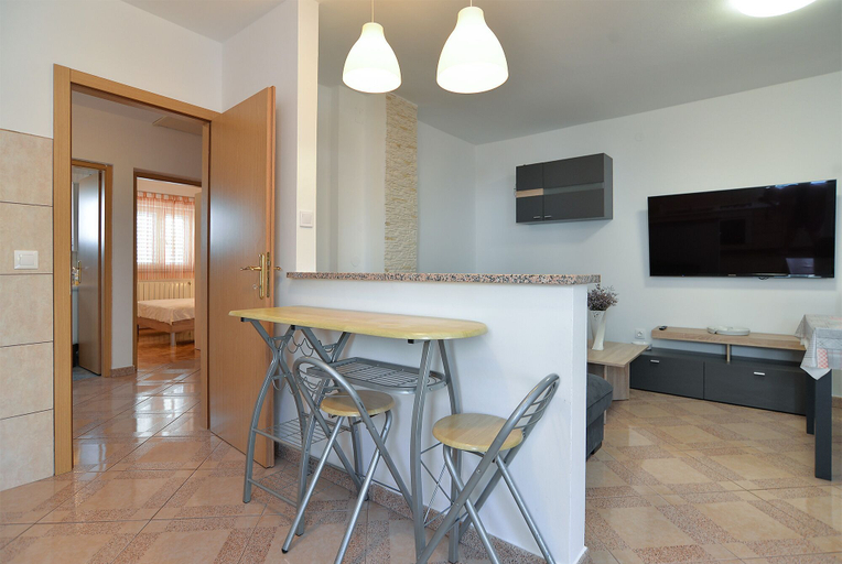 Others 5, Apartment 436, Fažana