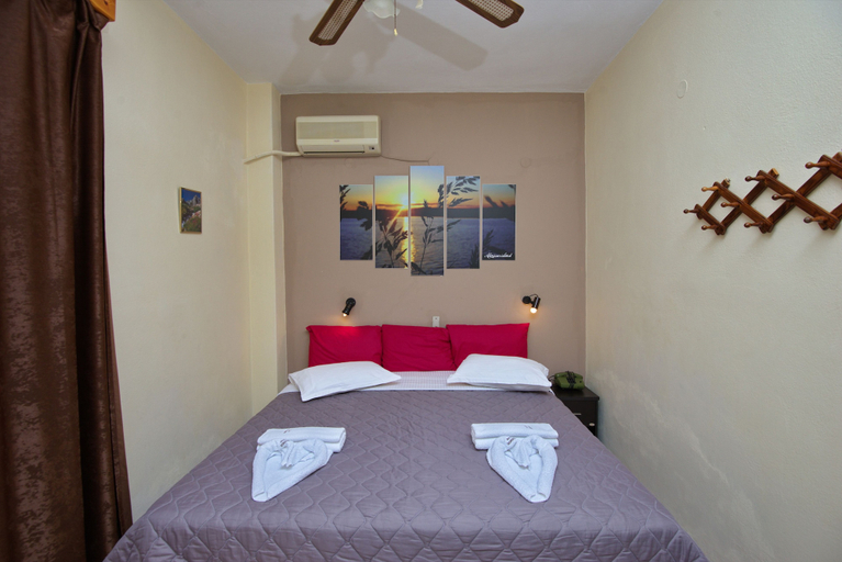 Bedroom 4, Gorgona, Thessaly