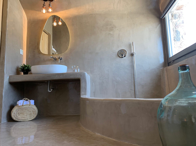 Bathroom 4, Villa Beltramo, South Aegean