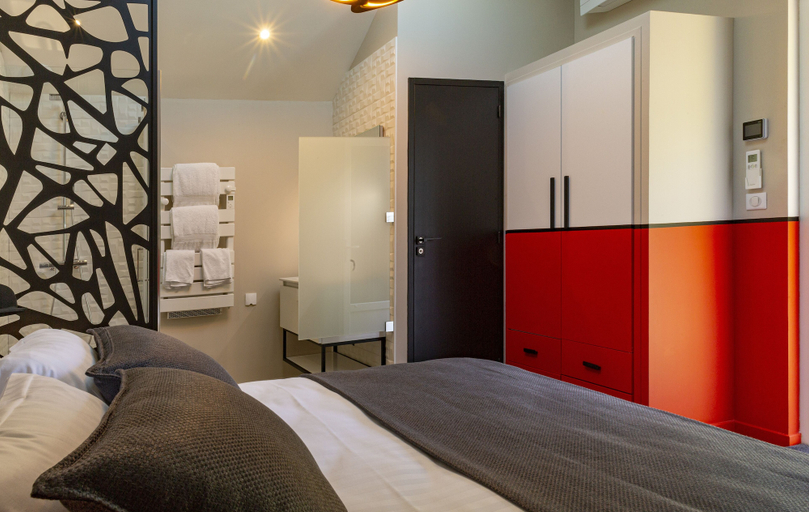Bedroom 4, La Ressourçante, Marne