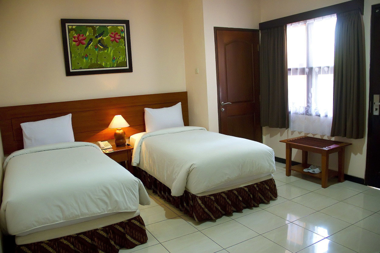 Bedroom 2, Atrium Resort & Hotel, Banyumas