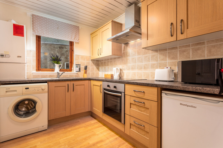 Others 4, Prestwick Central - Donnini Apartment, South Ayrshire