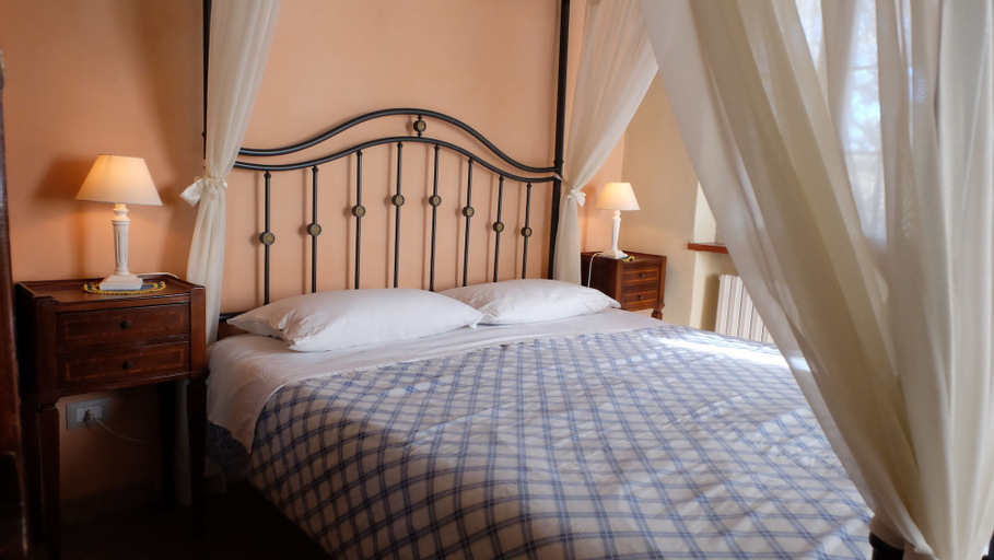 Bedroom 4, Agriturismo Il Roccolo, Imperia