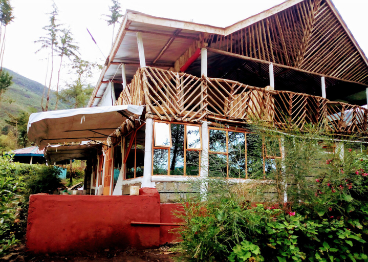 Exterior & Views 2, Maverick Camp Rondavels and Homestay, Kipipiri