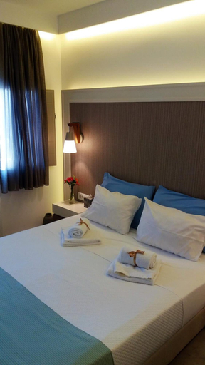 Bedroom 4, Platia, South Aegean