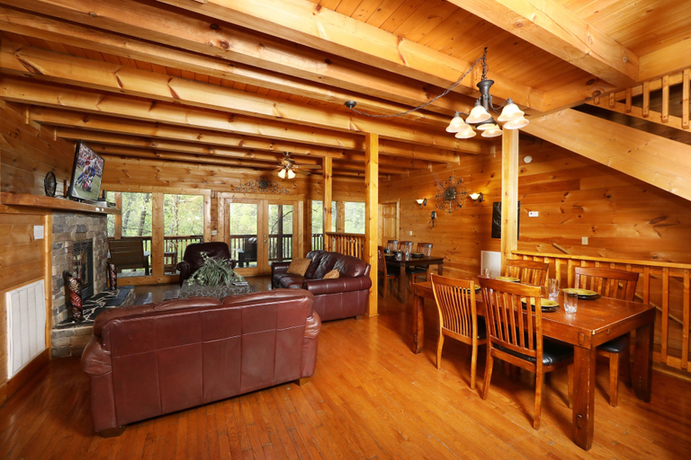 Food & Drinks 4, Big Pine Lodge - Six Bedroom Cabin, Sevier