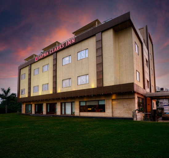Exterior & Views 2, Sapna Clarks Inn, Lucknow