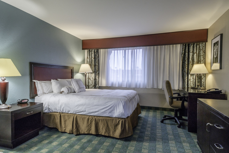 Bedroom 4, Causeway Bay Hotel, Ingham
