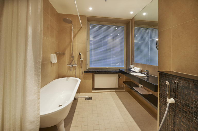 Bathroom 4, Scandic Atlas, North Savonia