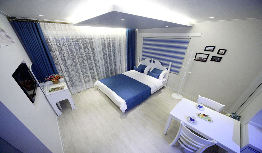 Bedroom 1, Gyeongpo Bali Pension, Gangneung