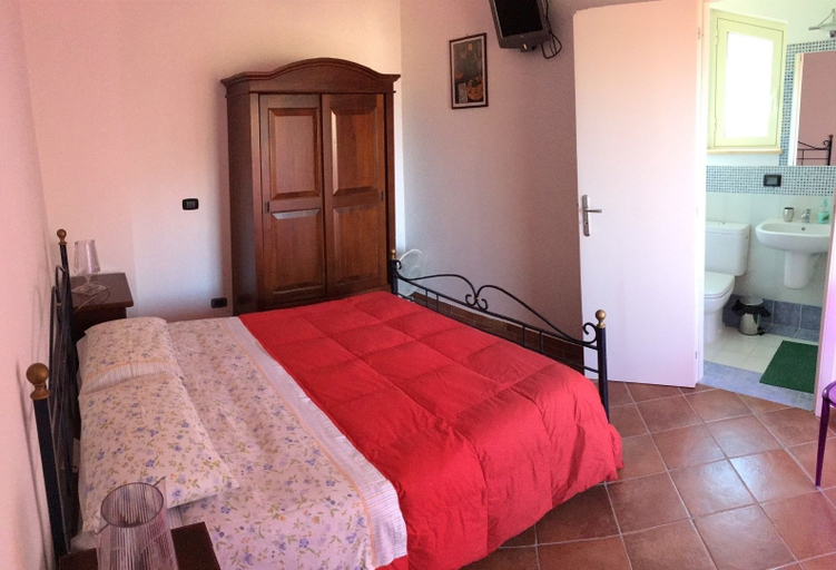 Bedroom 5, B&B villa zia Febronia, Messina