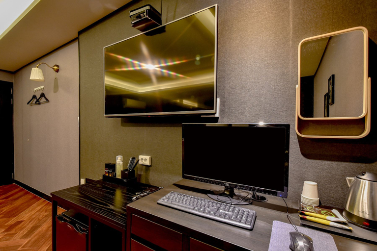 Others 5, French Code Hotel, Jinhae