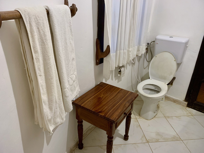 Bathroom 4, Kenyan House Malindi, Malindi