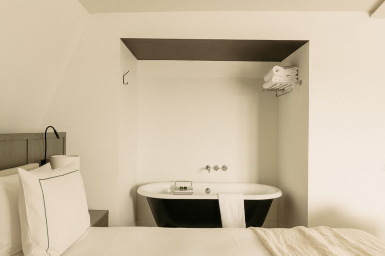 Bathroom 5, august, Antwerpen