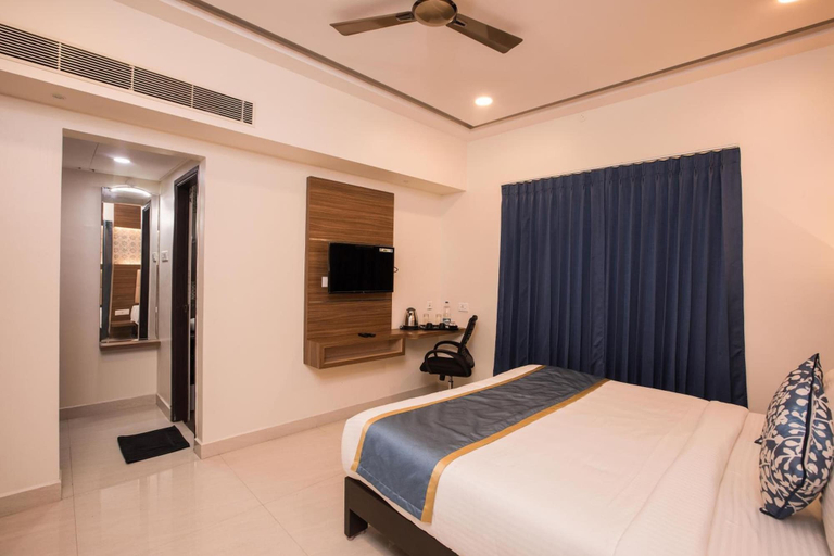 Bedroom 2, Hotel SMA Grand Inn, Chennai