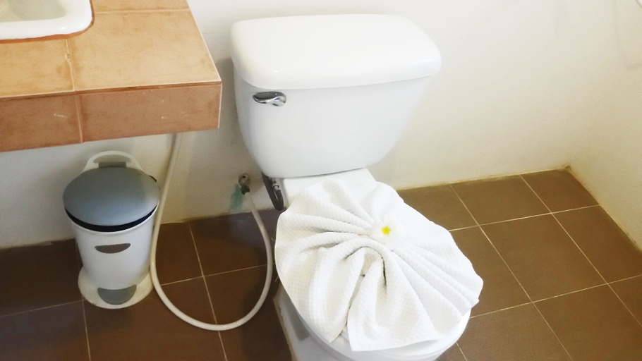 Bathroom 4, Koh Tao Hillside Resort, Ko Phangan