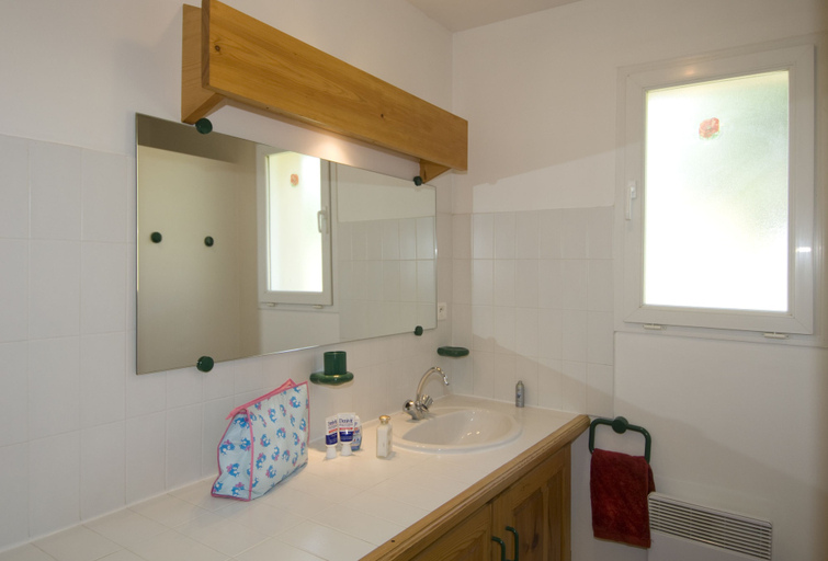Bathroom 5, Village de Gites le Colombier, Lozère