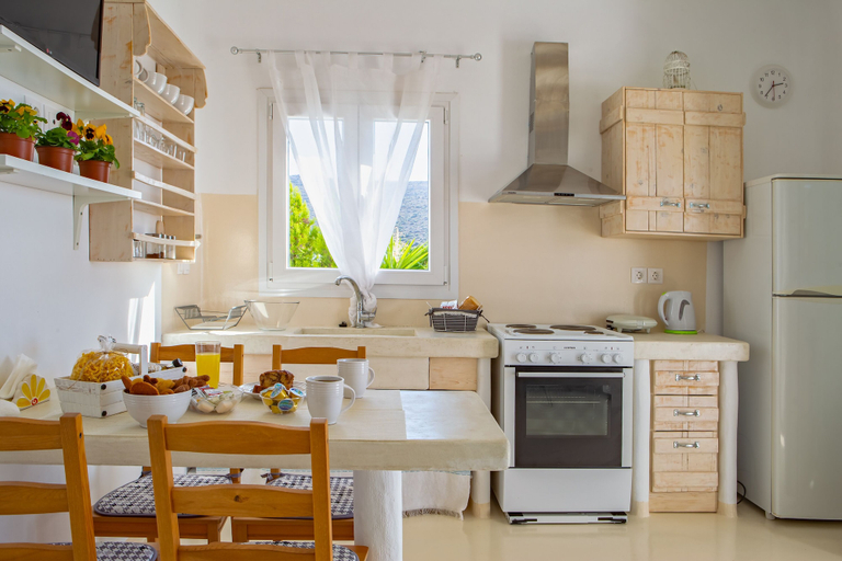 Private kitchen 5, Karystos Villas, Central Greece