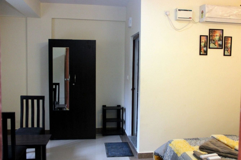 Others 4, Hotel Tiara, Bangalore