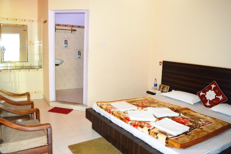 Bedroom 3, Hotel Goverdhan Tourist Complex, Agra