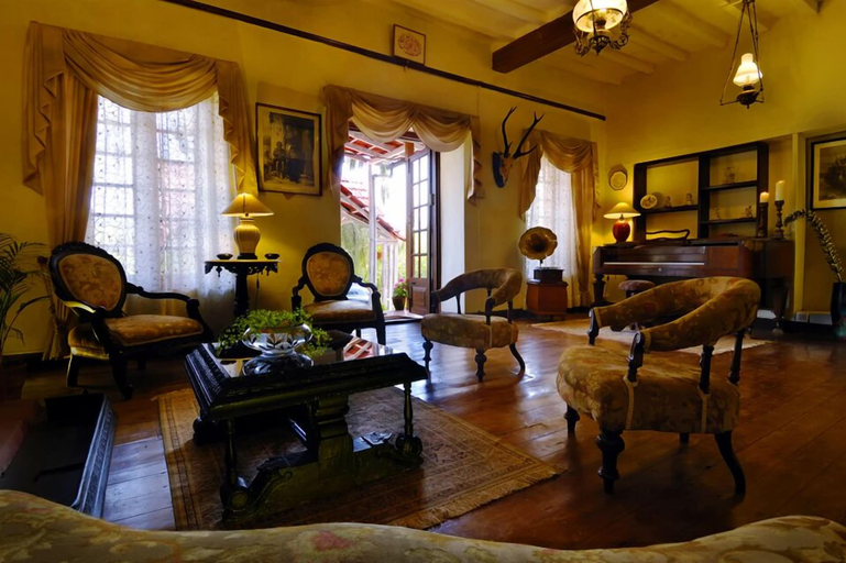 Others 5, Lymond House, The Nilgiris