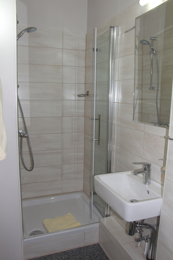 Bathroom 4, Stars Berlin Apartments Essener Straße, Berlin