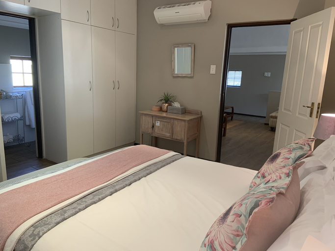 Bedroom 3, La Gratitude Guest House, Cape Winelands
