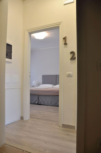 Bedroom 4, Dimora 16 Rooms & Garden, Prato