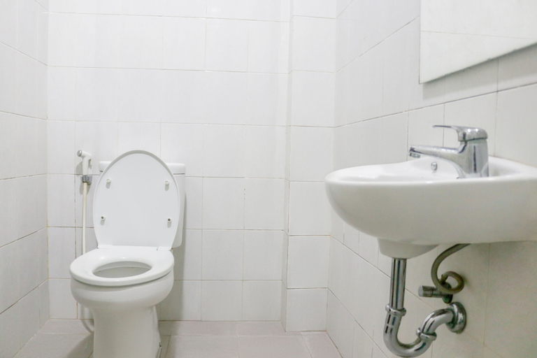 Bathroom 4, LeGreen Suite Waihaong Ambon, Ambon