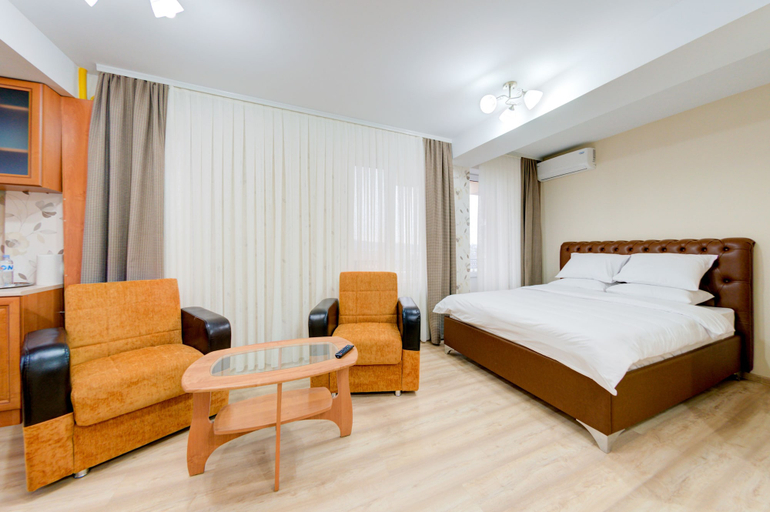 Bedroom 2, Catherine Hotel